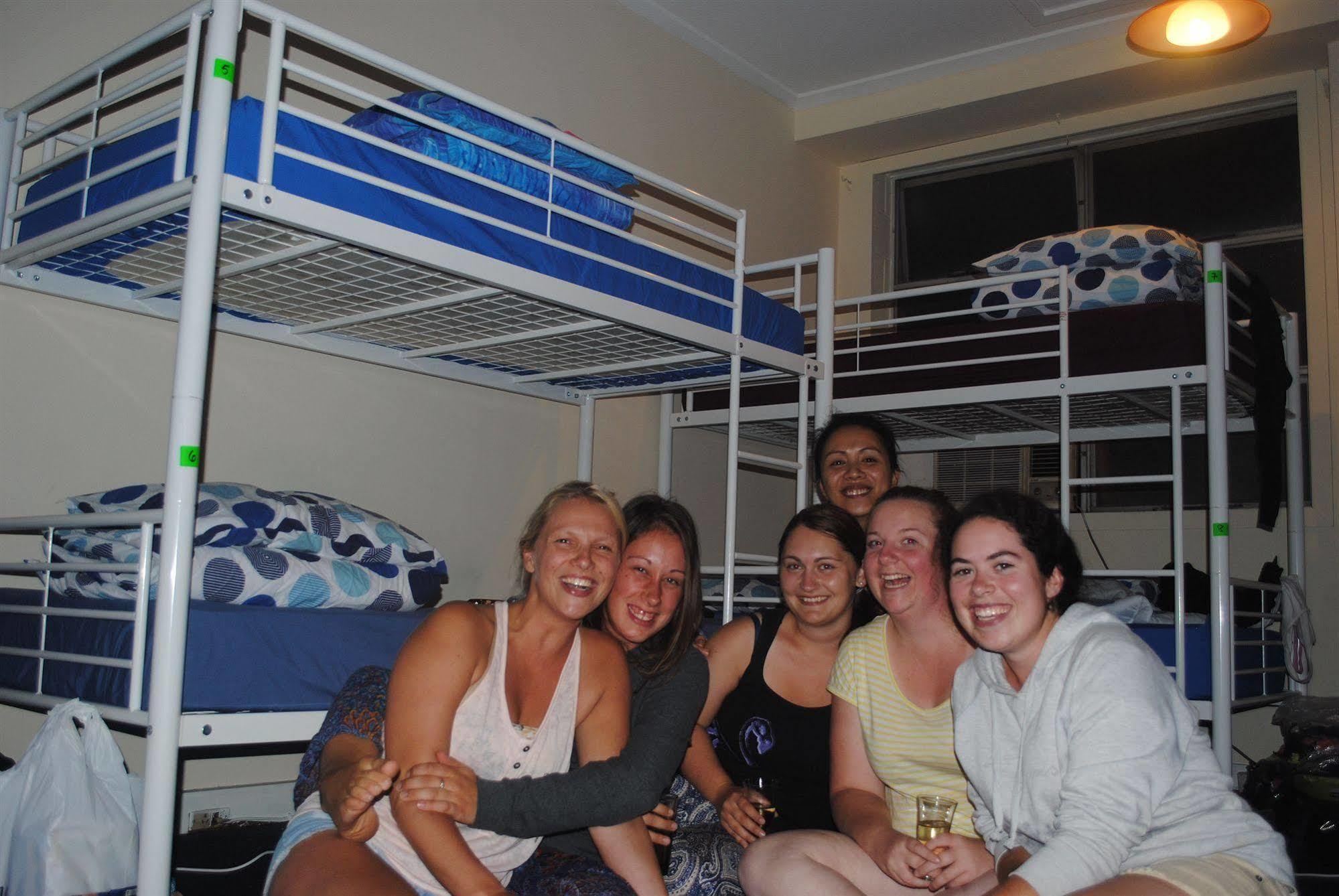 Ostello Port Adelaide Backpackers Esterno foto